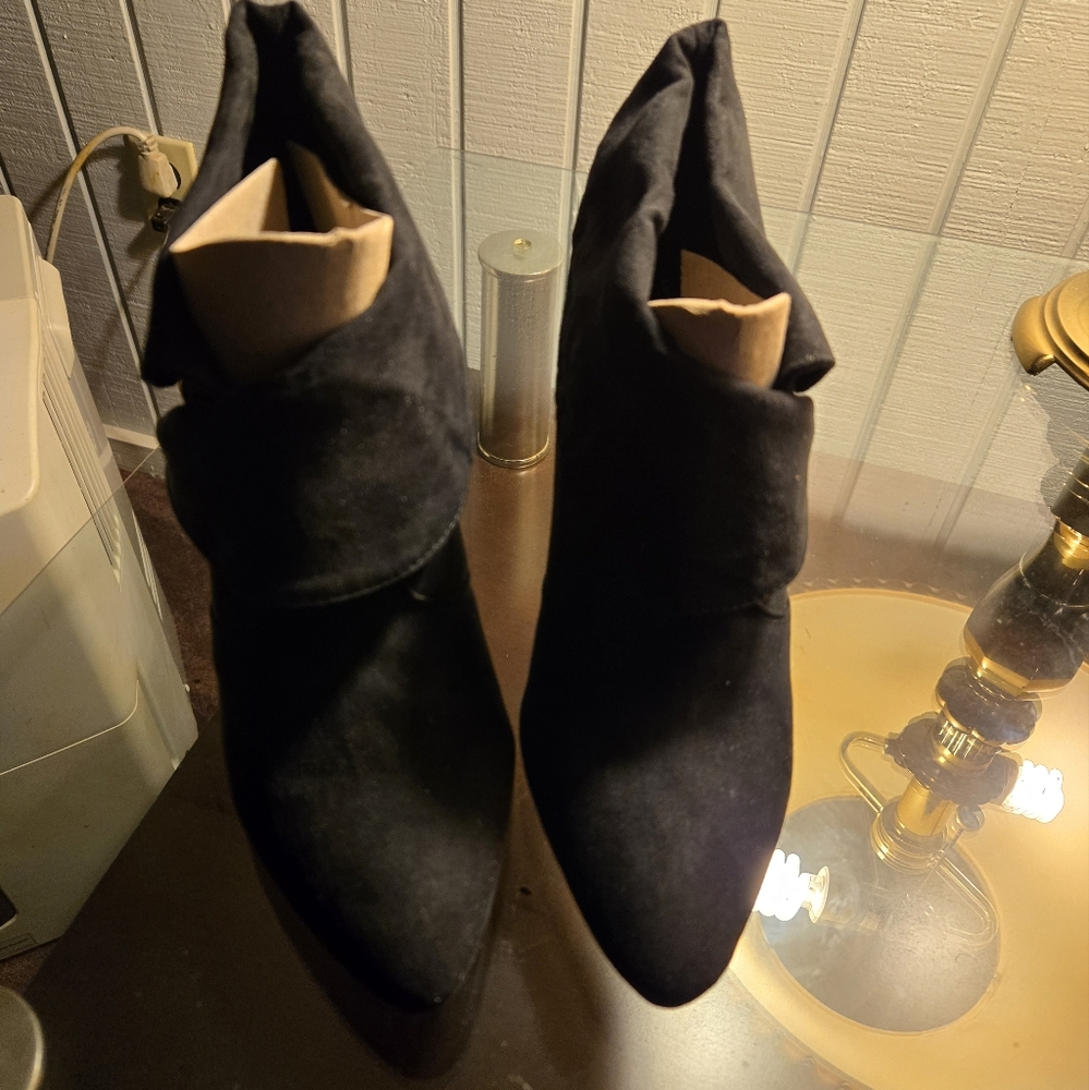 Elegant Black Women's Ankle Boots
